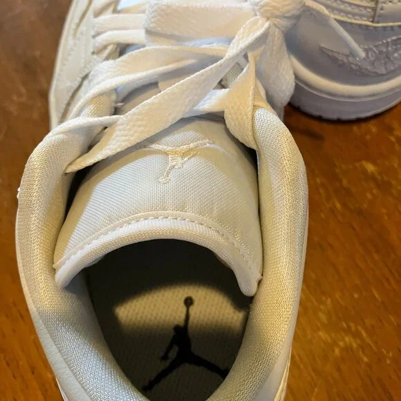 Nike Air Jordan sneakers - Picture 3 of 6